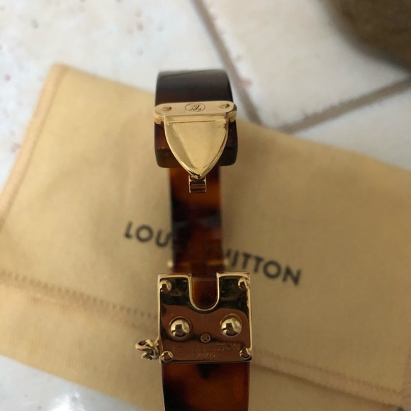 LOUIS VUITTON MARBLIZED BRACELET - Picture 4 of 8